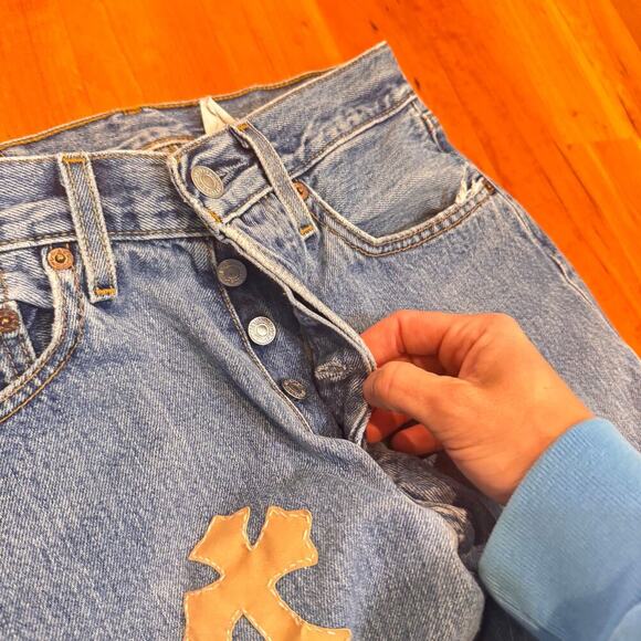 Vintage Levi's 501 " Chrome Hearts " patchwork crosses womens jeans 2000s 00s - Picture 13 of 16